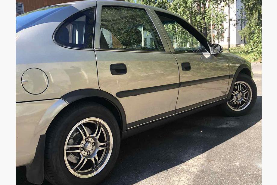 Opel Vectra B 1995-2002 гг. Расширители арок (4 шт, черные) Image