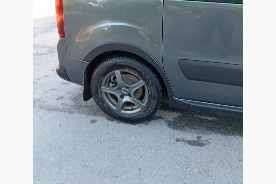 Peugeot Partner Tepee 2008-2018 гг. Расширители арок (4 шт, черные) 1 Боковая Дверь, Пластик Фото 4