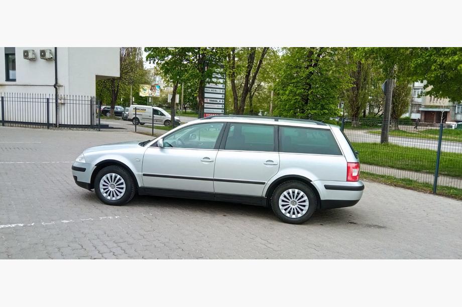 Volkswagen Passat B5 1997-2005 гг. Расширители арок (4 шт, черные) Седан, 1996-2000, Металл Фото 4