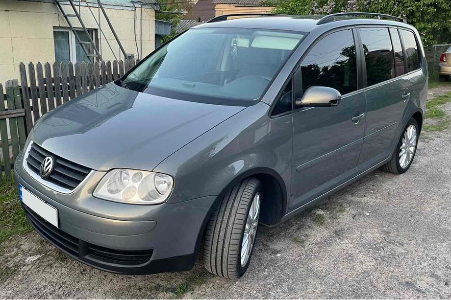Volkswagen Touran 2003-2010 гг. Расширители арок (4 шт, черные) 2006-2010, Пластиковые Фото 1