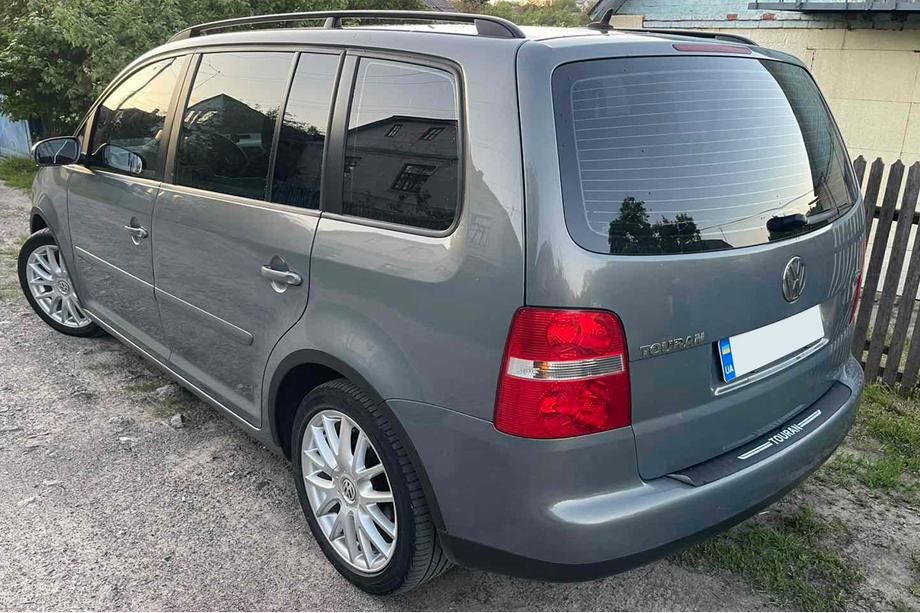 Volkswagen Touran 2003-2010 гг. Расширители арок (4 шт, черные) 2006-2010, Пластиковые Фото 2