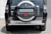 Mitsubishi Pajero Wagon III 1999-2006 гг. Задняя дуга AK002 (нерж. сталь) фото 1