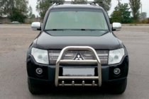 Mitsubishi Pajero Wagon III 1999-2006 гг. Кенгурятник QT007 (нержавейка) фото 1
