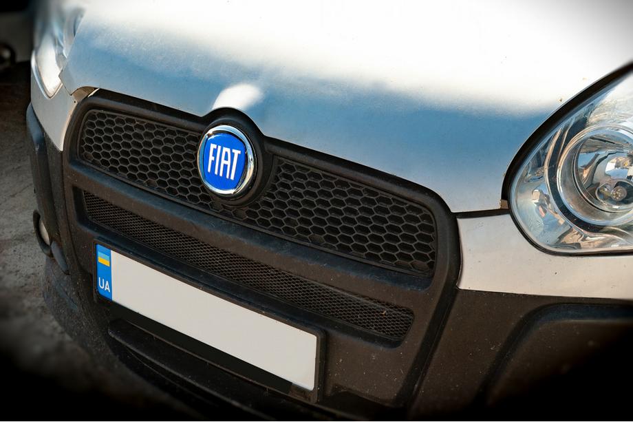 Fiat Эмблема (синяя, самоклеящаяся) 95 мм Image