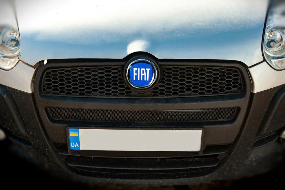 Fiat Эмблема (синяя, самоклеящаяся) Фото 2