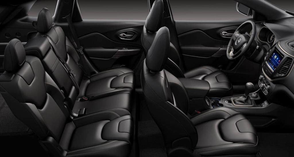 Кроссовер Jeep Cherokee пятого поколения