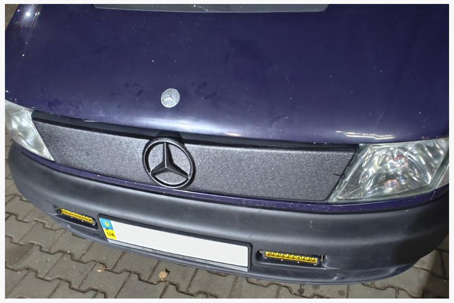 Mercedes Vito W638 1996-2003 гг. Зимняя накладка на решетку радиатора глянцевая Фото 5