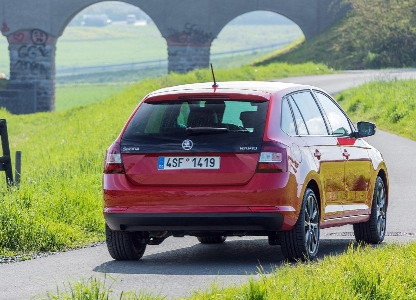 Обзор обновленной Skoda Rapid Spaceback
