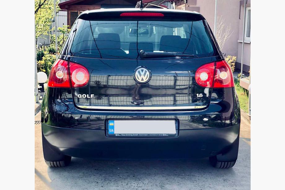 Volkswagen Golf 5 2003-2009 гг. Накладка на багажник нержавейка Image