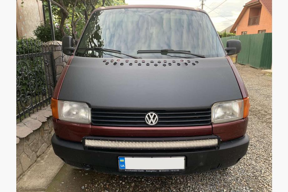 Volkswagen T4 Caravelle/Multivan 1990–2003 гг. Чехол капота на прямой капот (кожзаменитель) Image