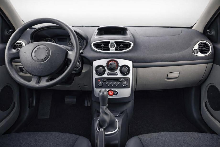 Renault Clio III 2005-2012 гг. Накладки на панель 2008-2012 Алюминий Image