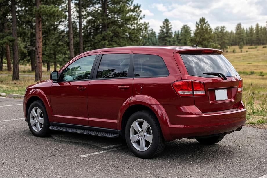 Fiat Freemont 2011-2016 гг. Боковые Подножки Tayga Black (2 шт., Алюминий) Image