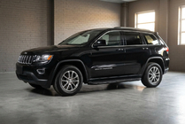 Jeep Grand Cherokee WK2 2010-2021 гг. Боковые Подножки Tayga Black (2 шт., Алюминий) фото 1