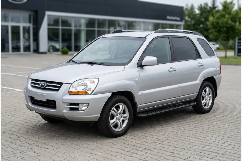 Kia Sportage 2004-2010 гг. Боковые Подножки Tayga Black (2 шт., Алюминий) Image