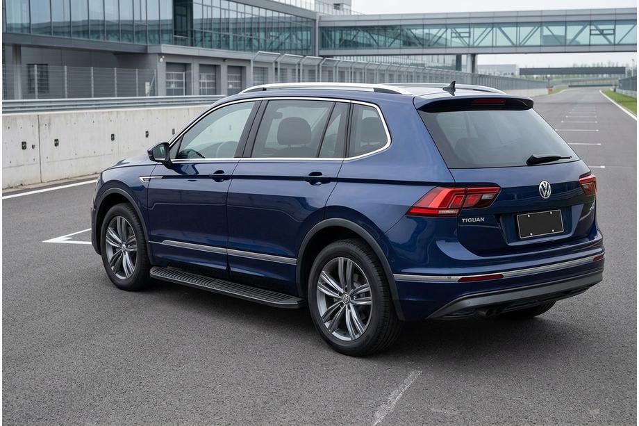 Volkswagen Tiguan 2016-2023 гг. Боковые Подножки Tayga Black (2 шт., Алюминий) Image