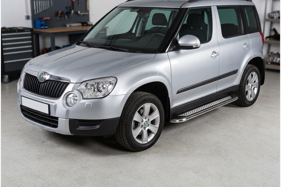 Skoda Yeti 2009-2017 гг. Боковые Подножки Maydos V2 (2 шт., Алюминий и Нержавейка) Image