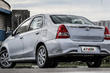 Обзор бюджетного седана Toyota Etios фото 5