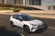 Кроссовер Toyota RAV4 2019-го модельного года фото 8