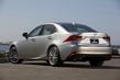 Обновленный седан Lexus IS фото 2
