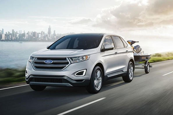 Кроссовер Ford Edge второй генерации фото 2