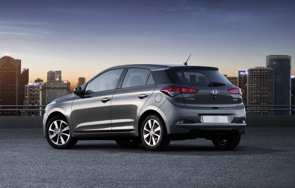 Обзор пятидверного хэтчбека Hyundai i20