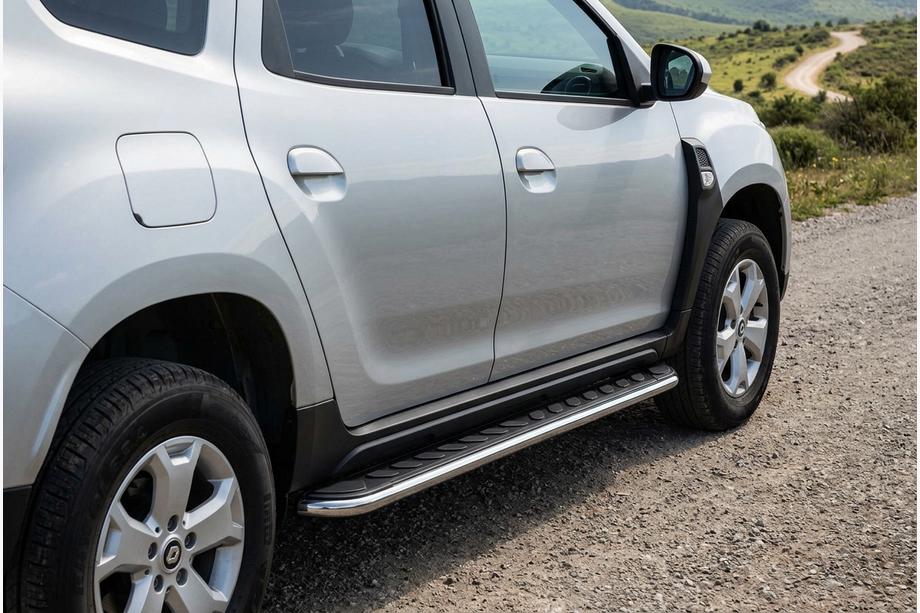Renault Duster 2018-2024 гг. Боковые Подножки Maydos V1 (2 шт., Алюминий) Image