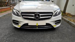 Mercedes E-class W213 2016-2023 гг. Хромированная накладка на передний бампер 2016-2019 (нержавейка) фото 1