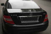 Mercedes C-class W204 2007-2015 гг. Хромированная накладка над номером (нержавейка) фото 1
