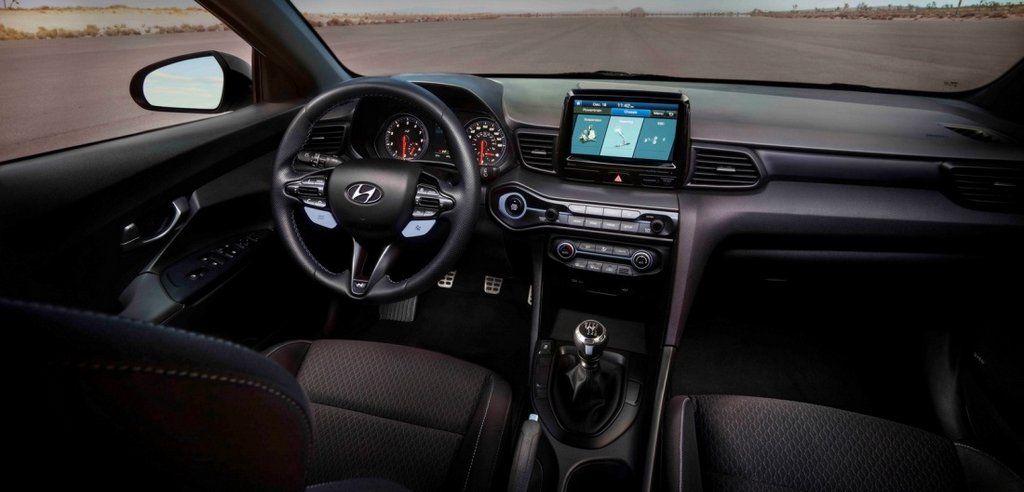 Обзор хэтчбека Hyundai Veloster второго поколения
