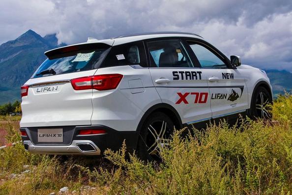 Новый кроссовер Lifan X70 фото 2