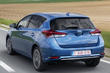 Обзор хэтчбека Toyota Auris фото 3