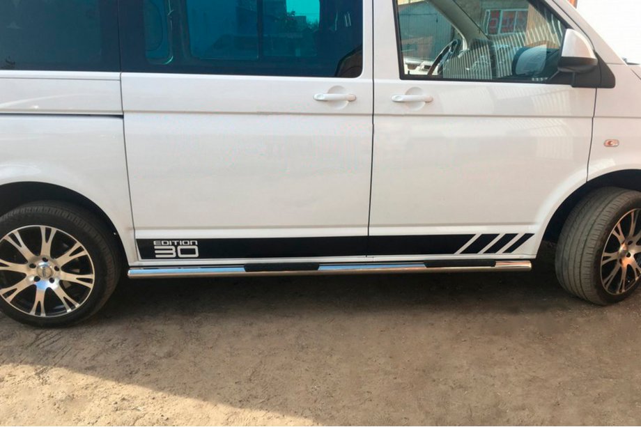 Volkswagen T6 2015-2024 гг. Боковые трубы (2 шт., нержавейка) 70мм, Короткая База Фото 11