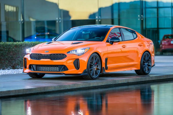 Kia Stinger: лифтбэк со спортивными повадками