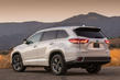 Кроссовер Toyota Highlander третьего воплощения фото 2