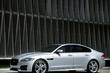Обзор седана Jaguar XF второго поколения фото 3