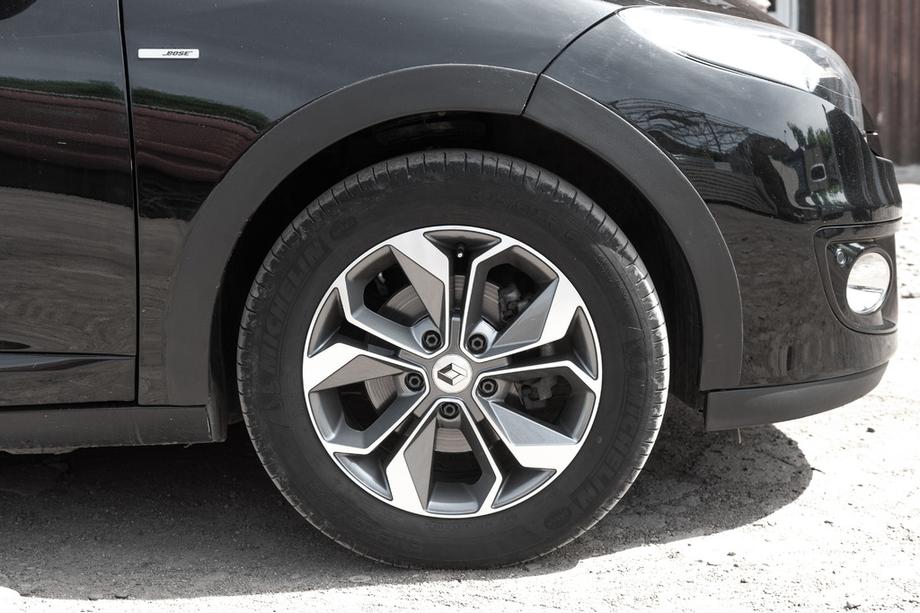 Renault Megane III 2009-2016 гг. Расширители арок (8 шт, черные) Фото 4