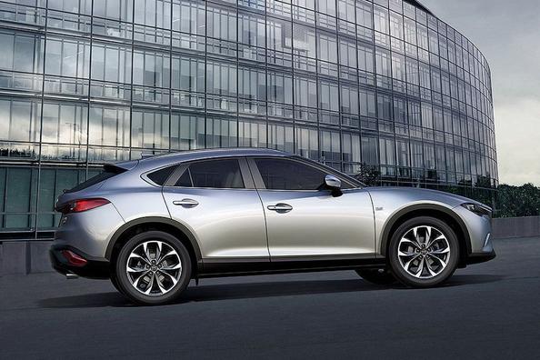 Компактный кроссовер Mazda CX-4 фото 7