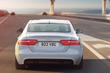 Обзор седана Jaguar XE фото 7