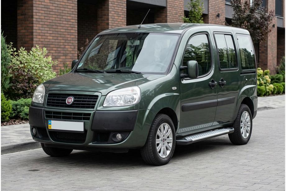 Fiat Doblo I 2005-2010 гг. Боковые Подножки Allmond Grey (2 шт., Алюминий) Image