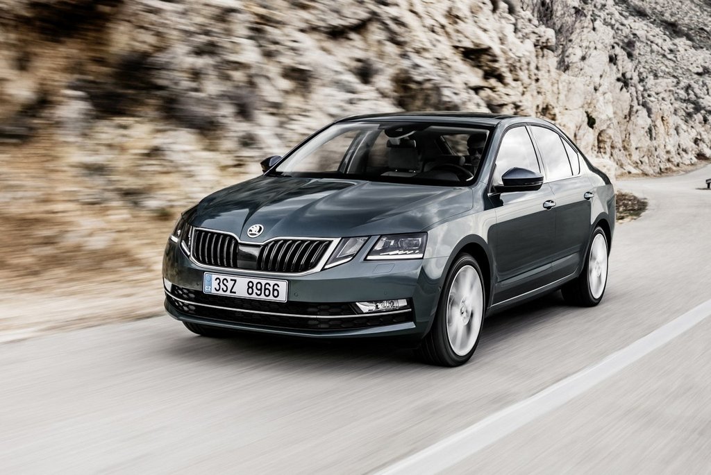 Обзор нового поколения Skoda Octavia
