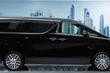 Люксовый минивэн Toyota Alphard третьего поколения фото 9