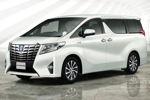 Люксовый минивэн Toyota Alphard третьего поколения