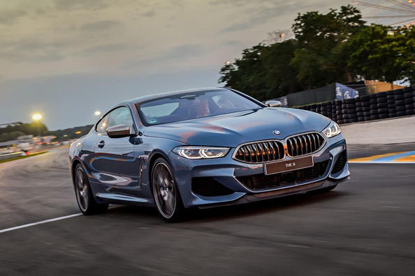Обзор нового полноприводного купе BMW 8-Series