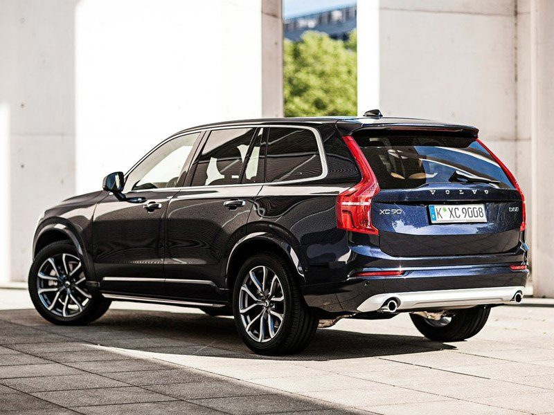 Обзор кроссовера Volvo XC90 второго поколения