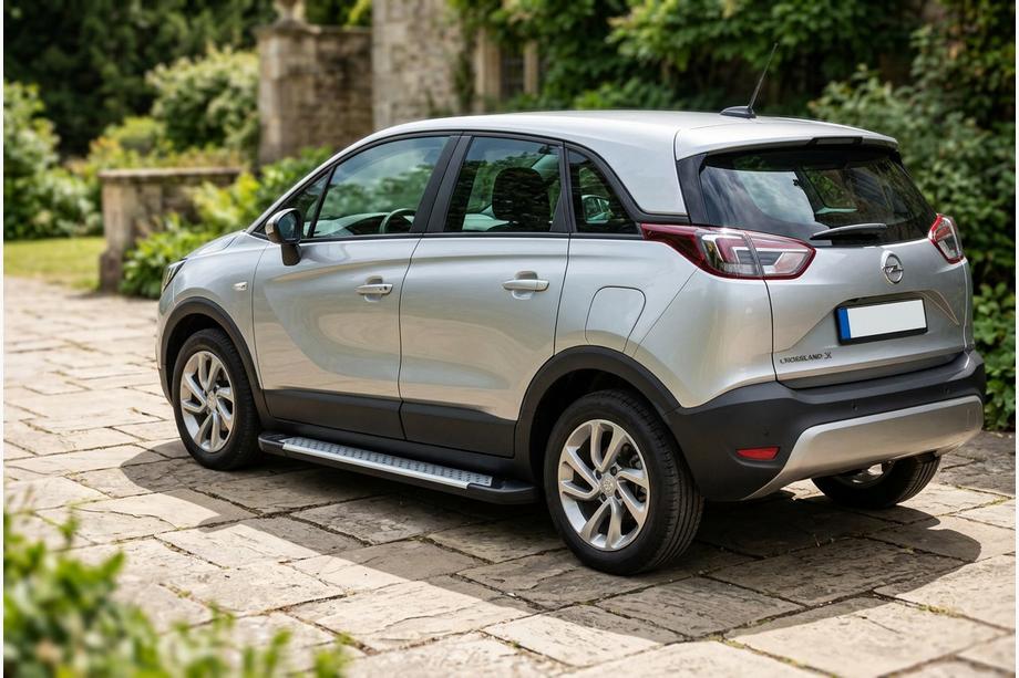 Opel Crossland X 2017-2024 гг. Боковые пороги Allmond Grey (2 шт., алюминий) Image