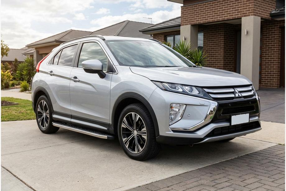 Mitsubishi Eclipse Cross 2017- гг. Боковые Подножки BlackLine (2 шт, Алюминий) Image