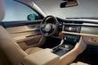 Премиальный седан Jaguar XF второго воплощения фото 3