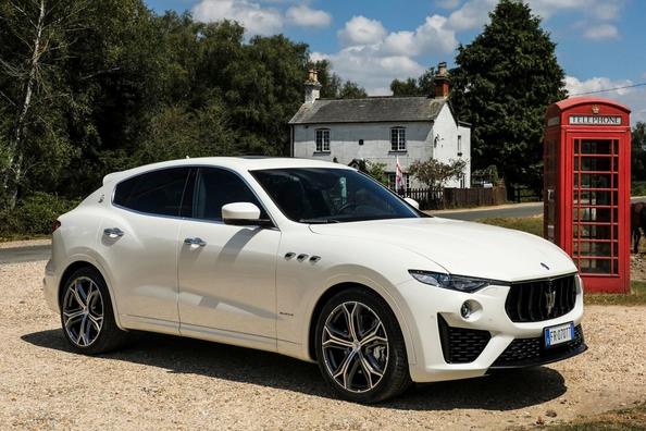 Обзор кроссовера Maserati Levante