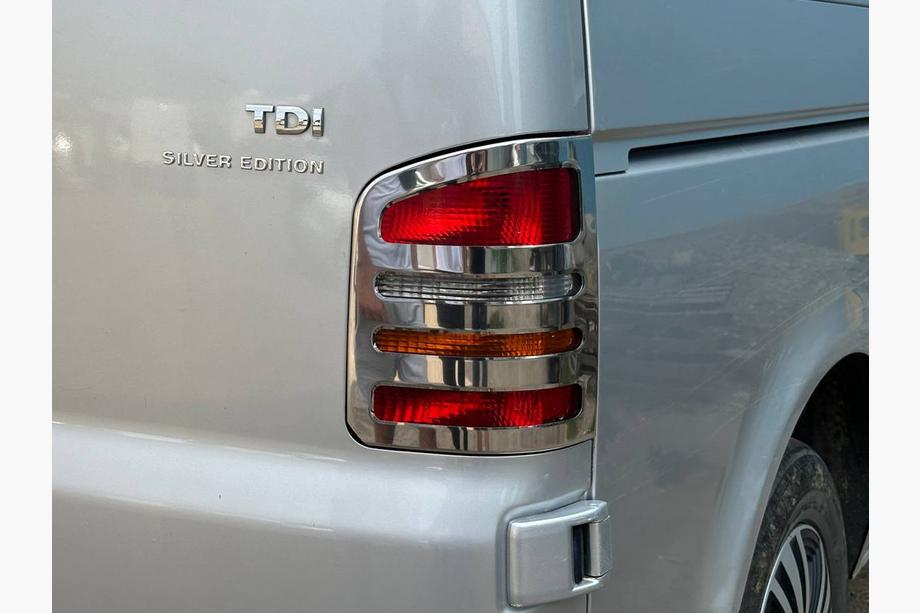 Volkswagen T5 2010-2015 гг. Накладки на Задние Фонари (2 шт., Нержавейка) Фото 2