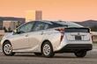 Четвертое поколение гибридного хэтчбека Toyota Prius фото 9